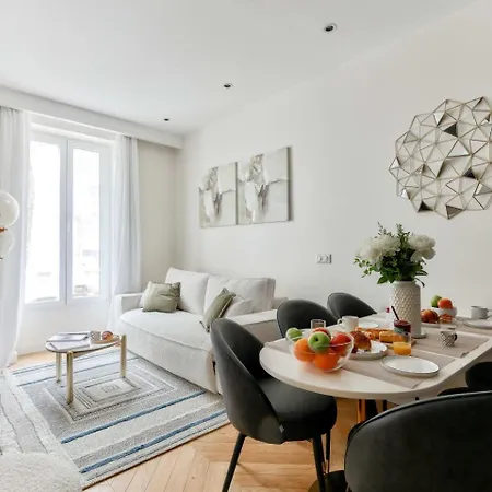 Apartment Family Retreat - Le Marais - With Ac
